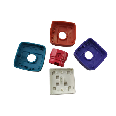 Stampaggio ad iniezione di plastica di piccole parti